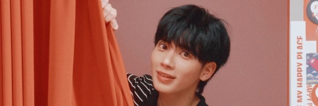 ___________1__7's profile banner image