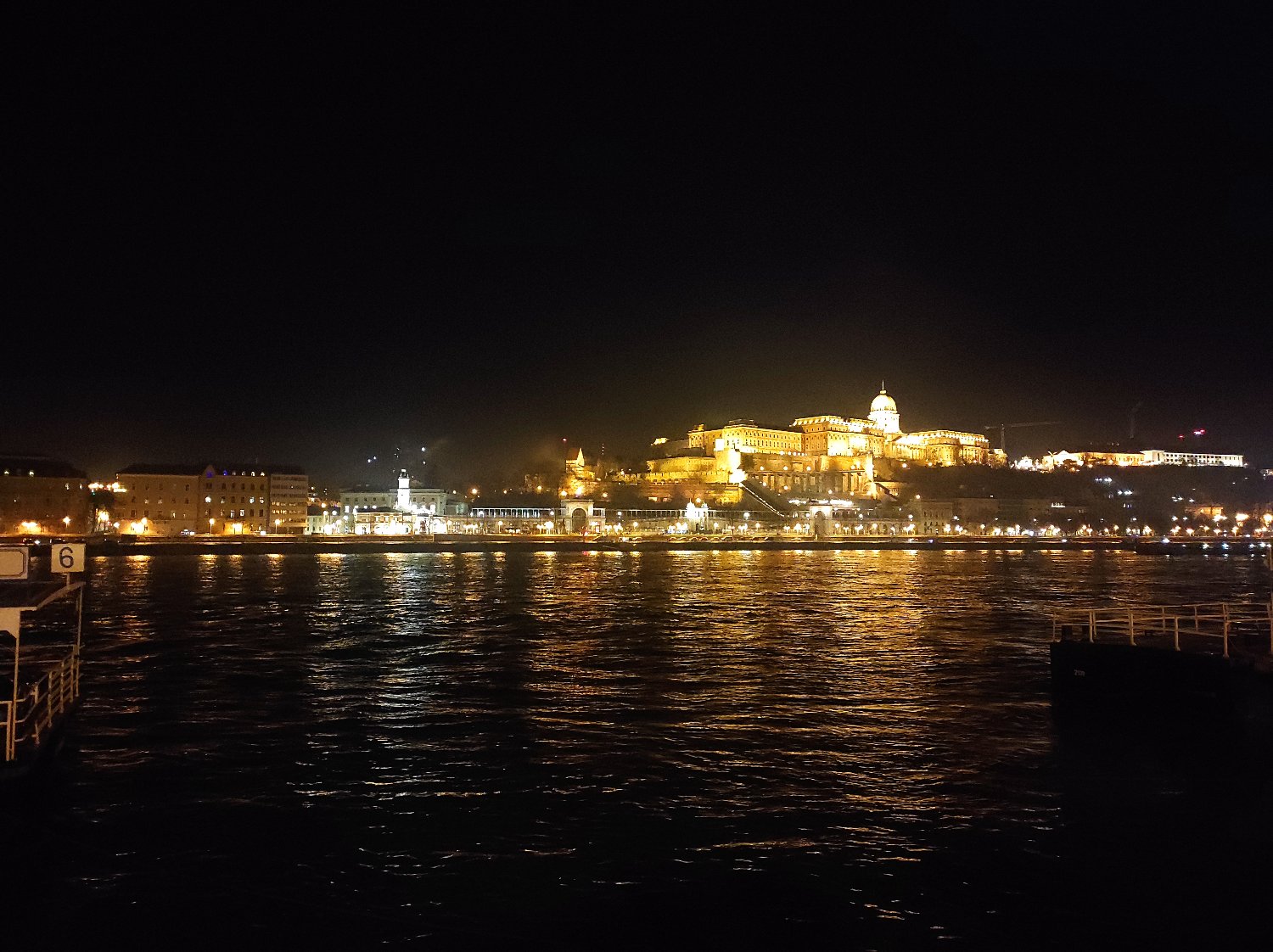 akirmak_ece's profile banner image
