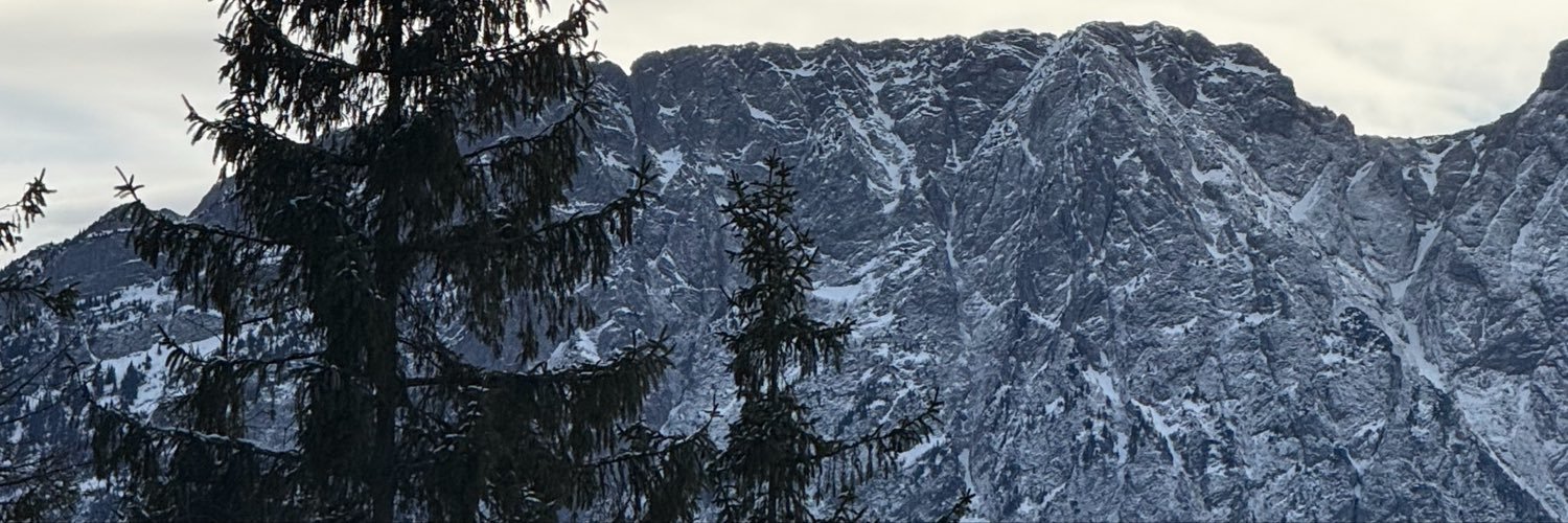 01_jebac's profile banner image
