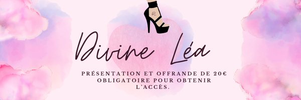 Divine Léa 🖤💰 Profile Banner