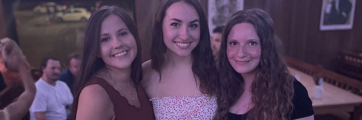 gilliandake's profile banner image