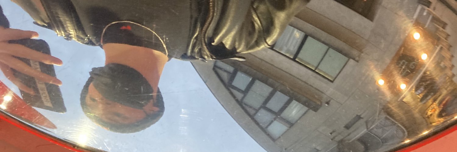 stringburger's profile banner image