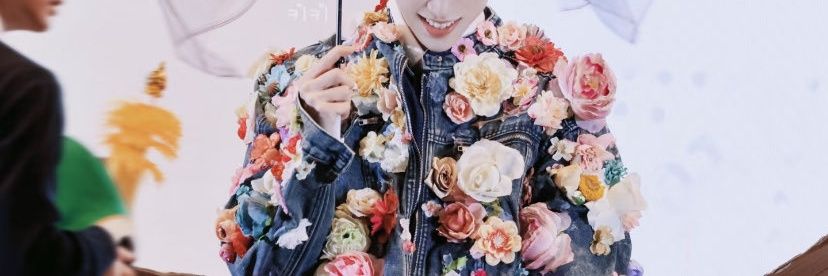 Jullie🌸 banner