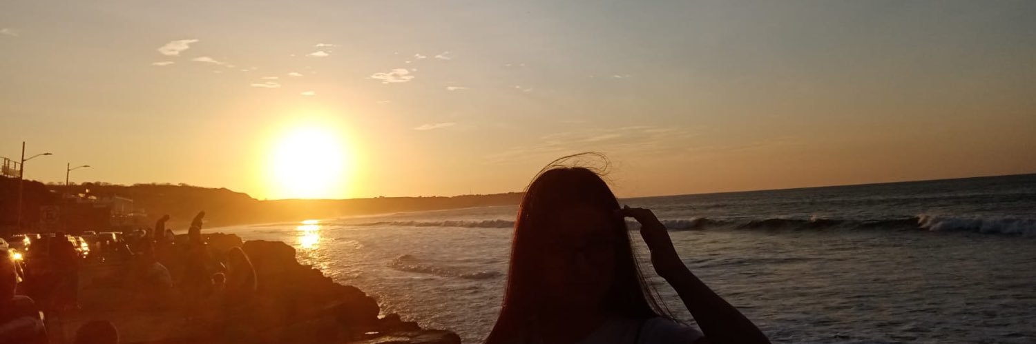 melinnni's profile banner image