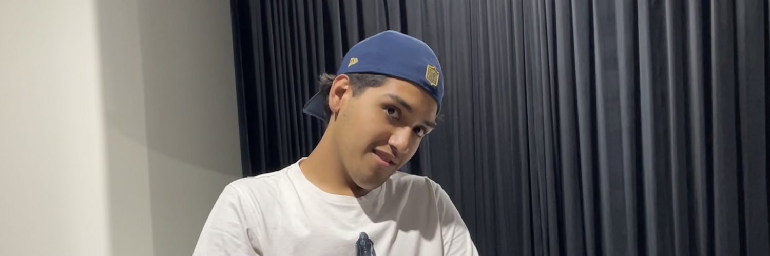 yovanitoooo's profile banner image