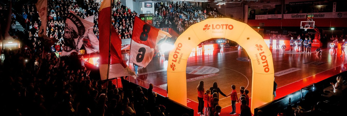 GIESSEN 46ers banner