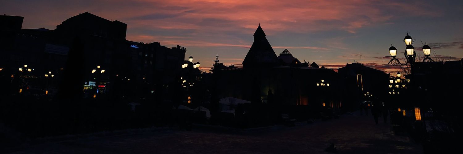 redkitt25's profile banner image