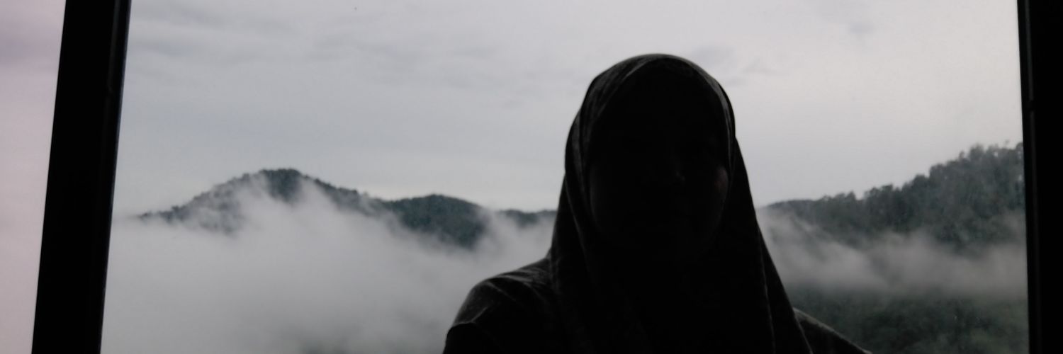 anaselasih's profile banner image