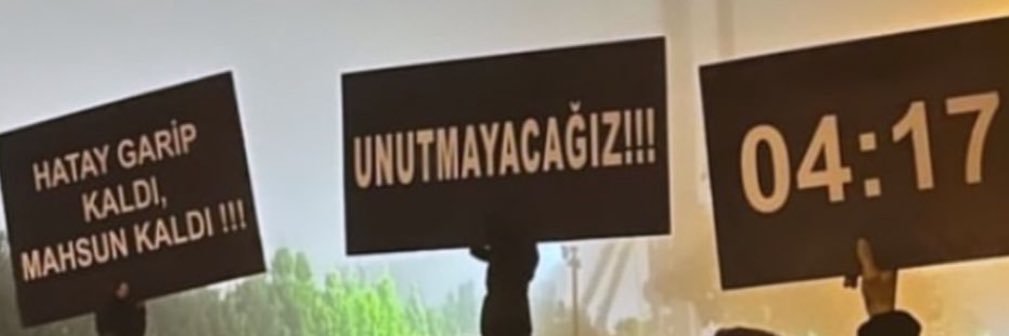 zeynep_gnnc03's profile banner image