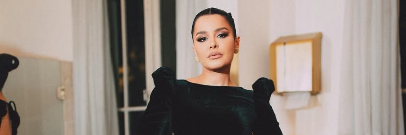 Lᥲᥙᥲᥒᥲ Prᥲd᥆ banner