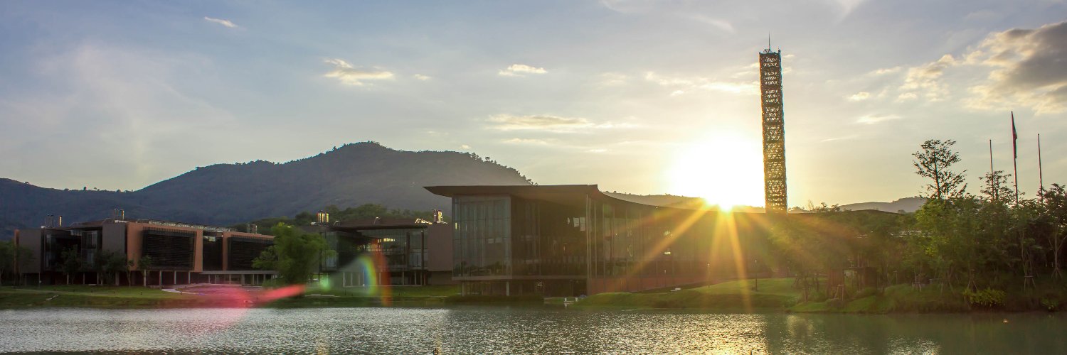 Paritmongkol's profile banner image