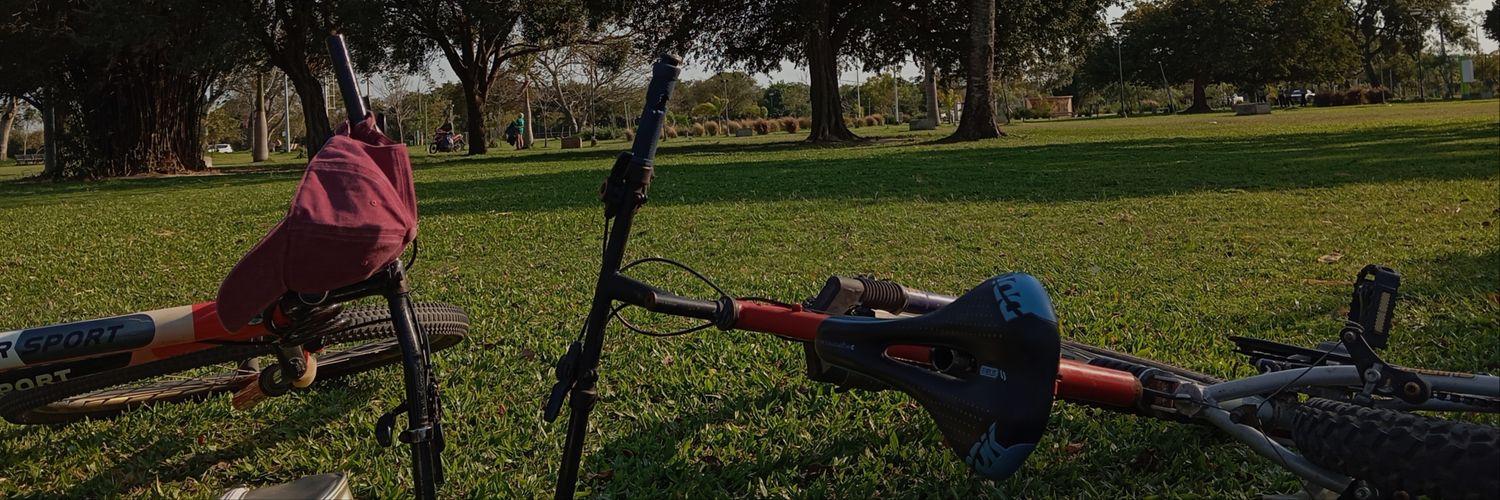 drinluvk's profile banner image