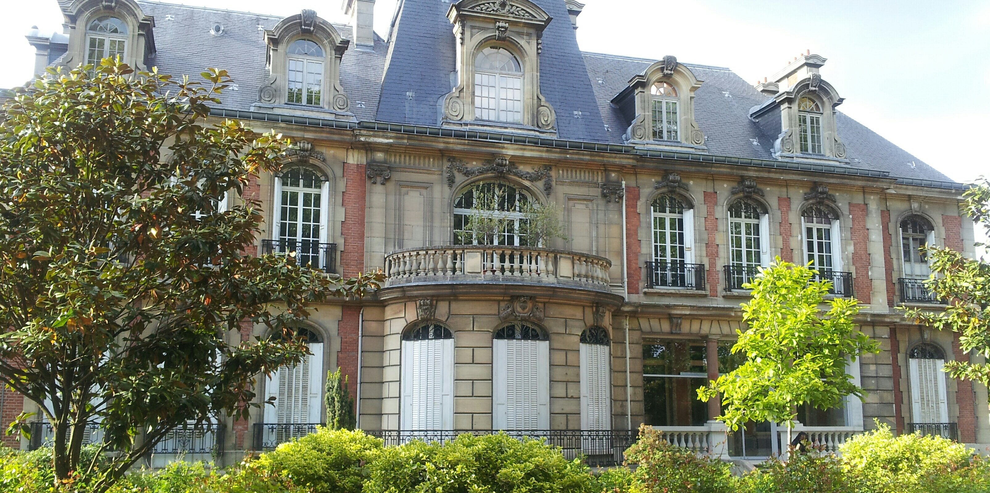 Claude_Tibi's profile banner image
