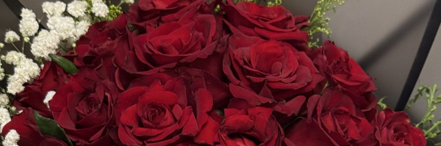 M__12__7's profile banner image