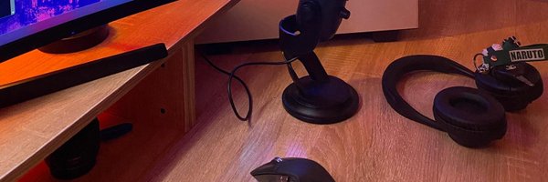 Nerdtro_sol Profile Banner