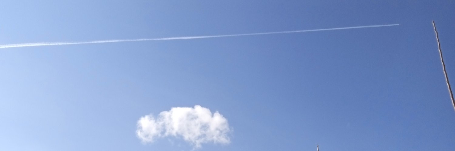 نویسنده ی ، بی ، دستنوشته's banner