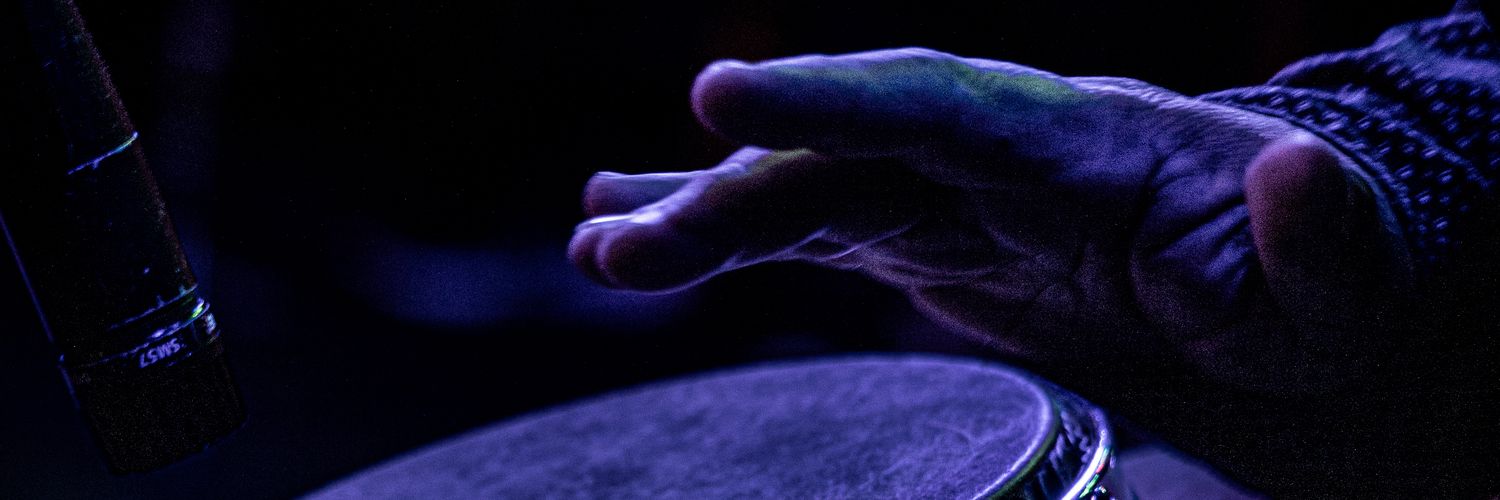 contambor's profile banner image