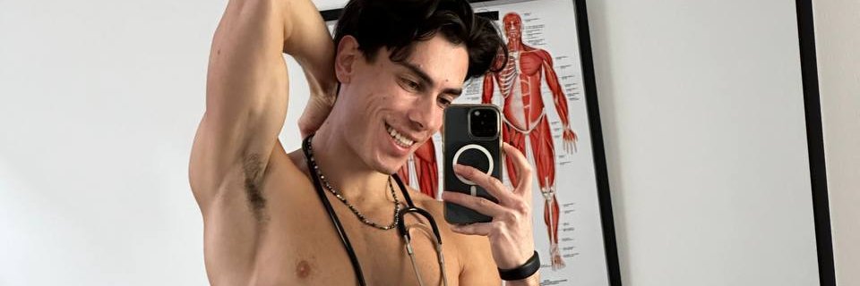 YoginiAmin's profile banner image