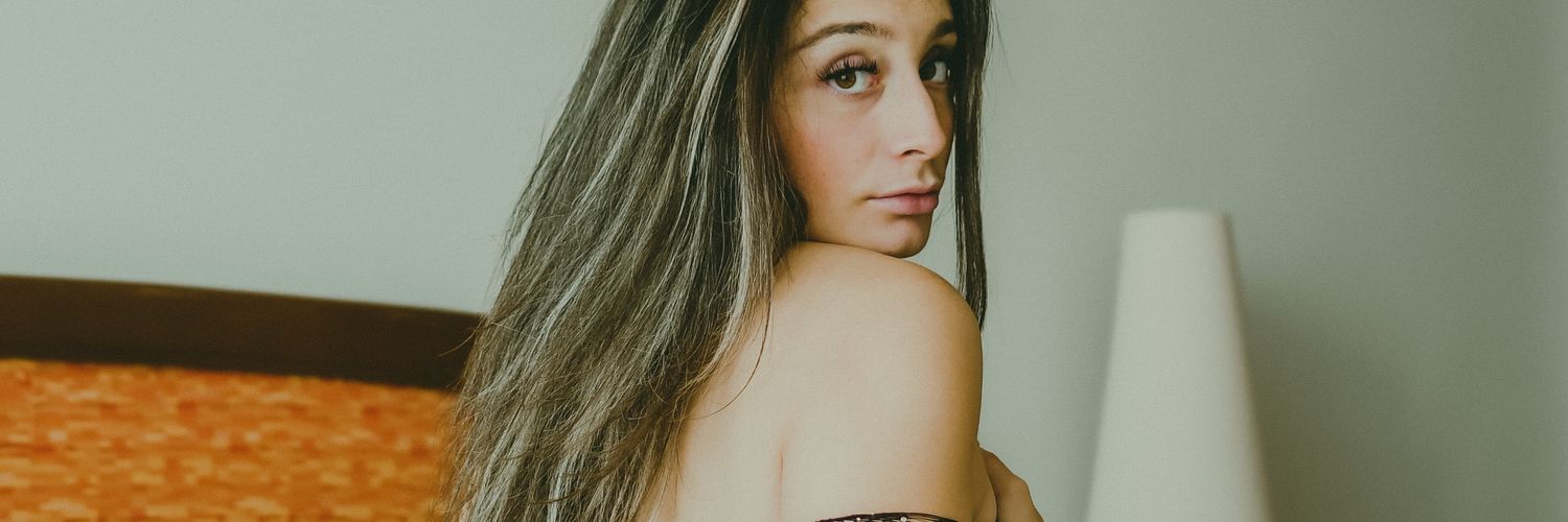 HelenaMUYA's profile banner image