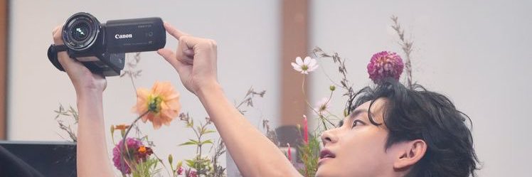 urthve's profile banner image