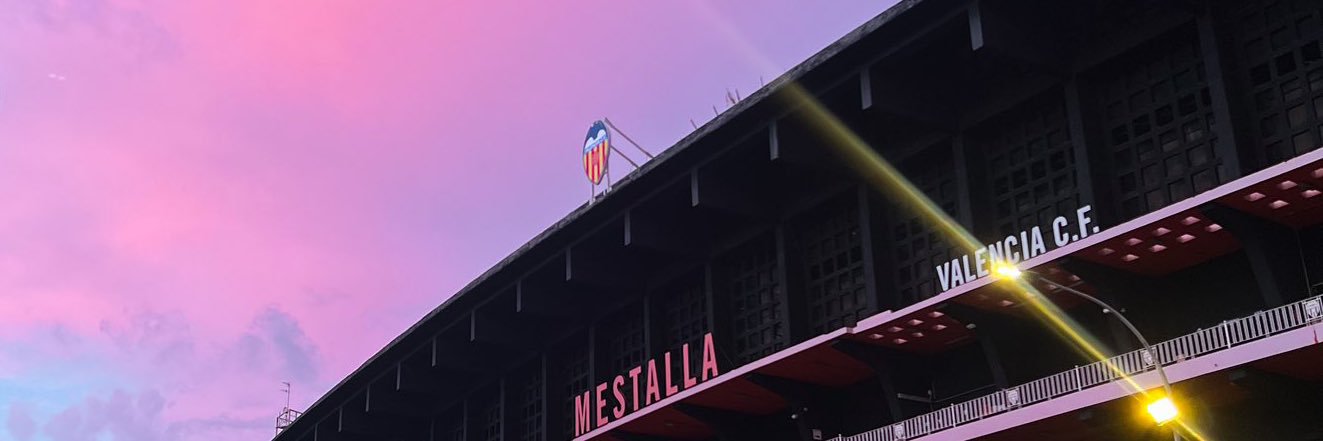 aarimartinez97's profile banner image