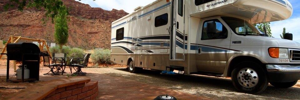 トラベルデポ🚐アメリカ・カナダ キャンピングカーの旅専門旅行会社 banner