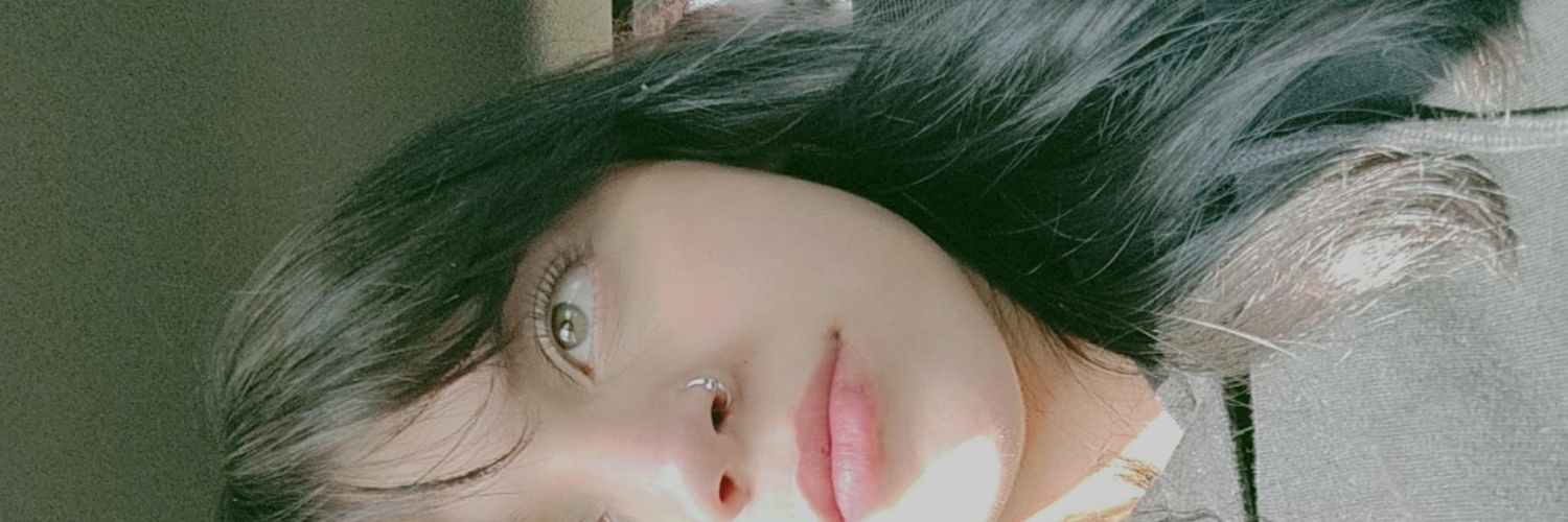 lore_viguerios's profile banner image