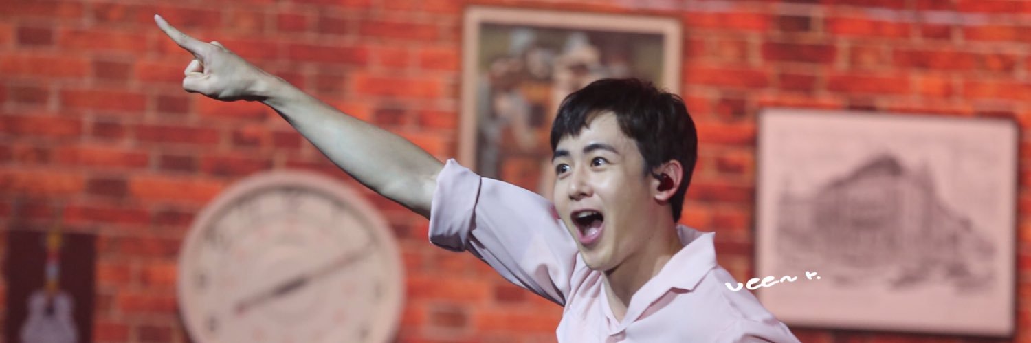 Chommie0210's profile banner image