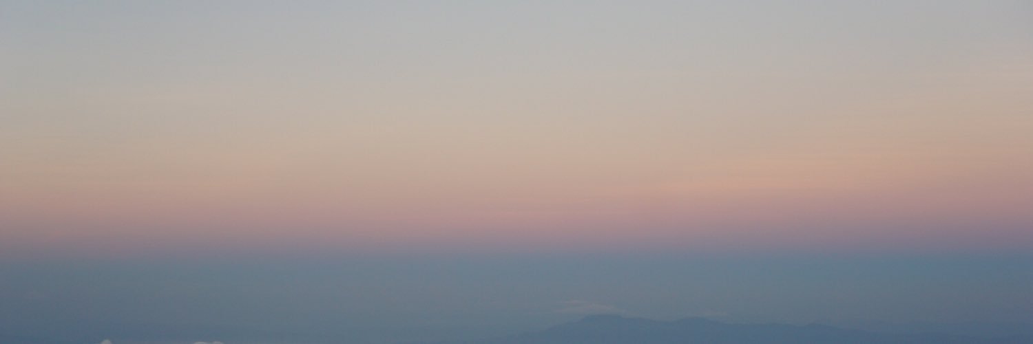 watitwatit's profile banner image