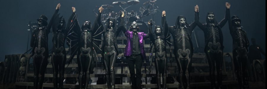 MAXILURE Kissed by the Go-Goat banner