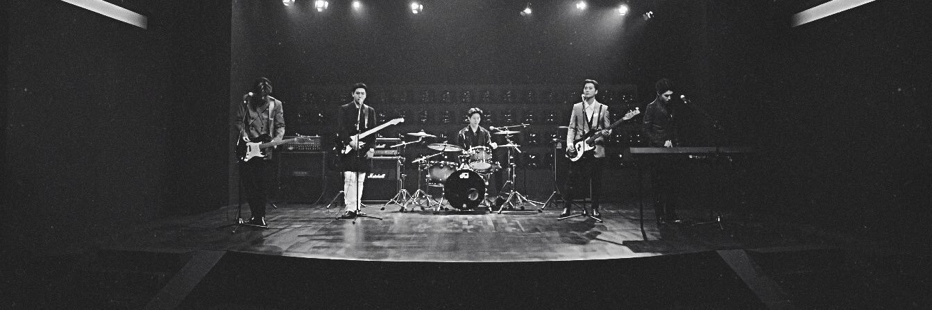 EXOnlyouandme's profile banner image
