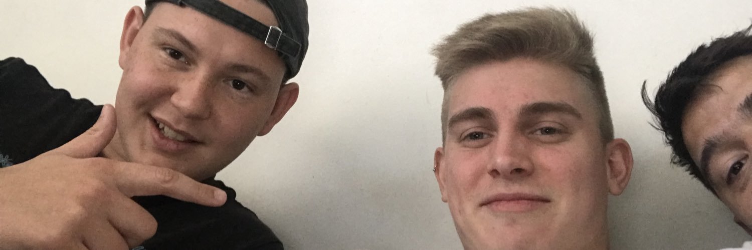 ManuGodoy5's profile banner image