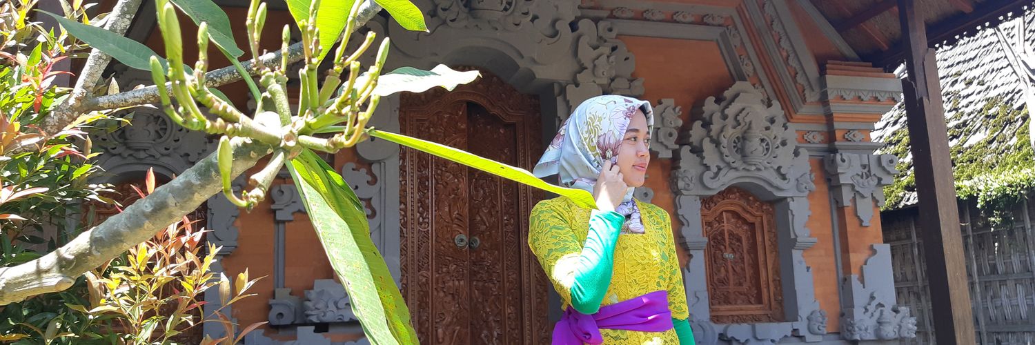 lichesari's profile banner image