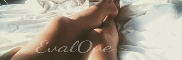 EvaLoveGold Profile Banner