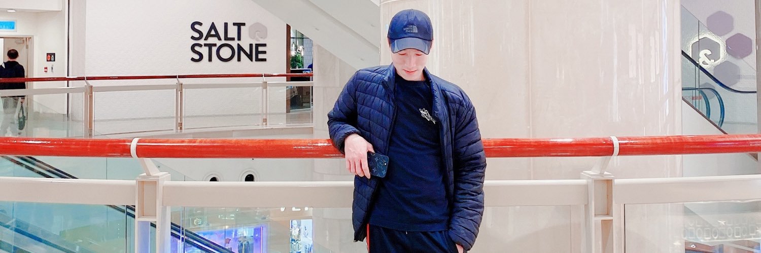 chungdo28's profile banner image