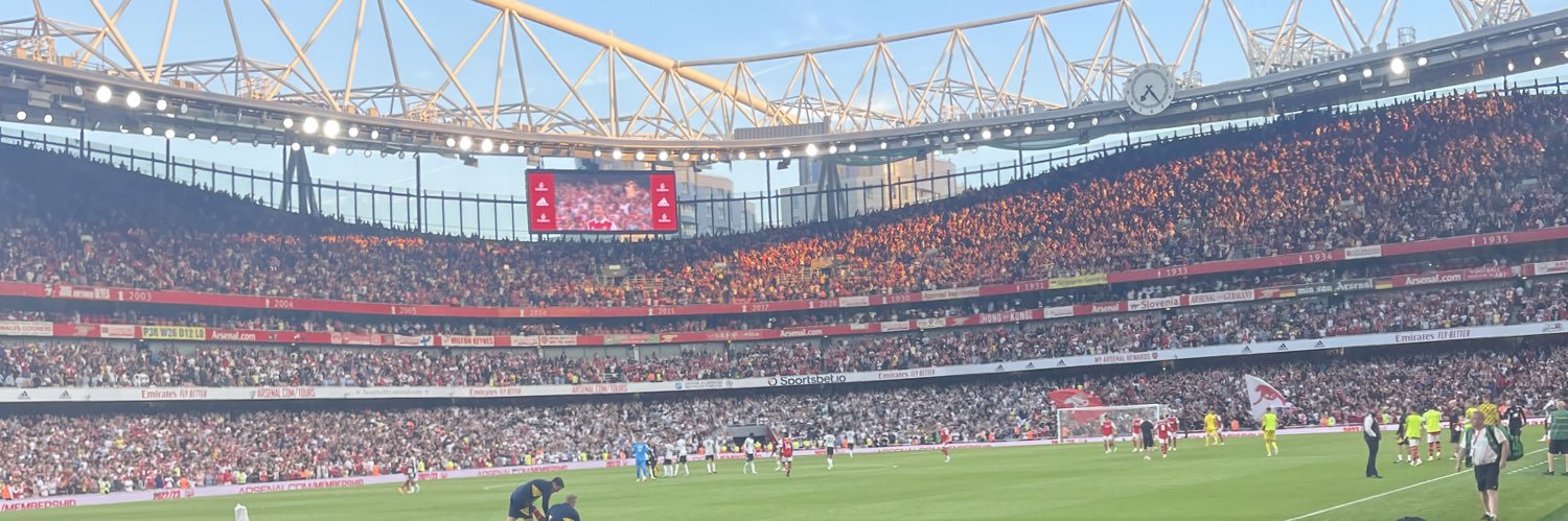 Luke Phillips banner