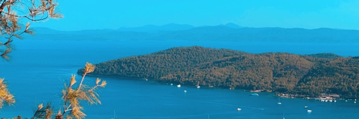 tuba_bilginer's profile banner image