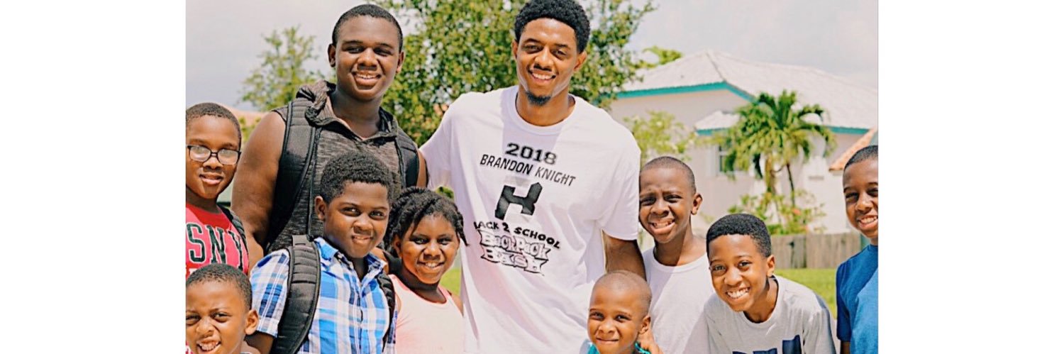 Team Knight Hoops banner