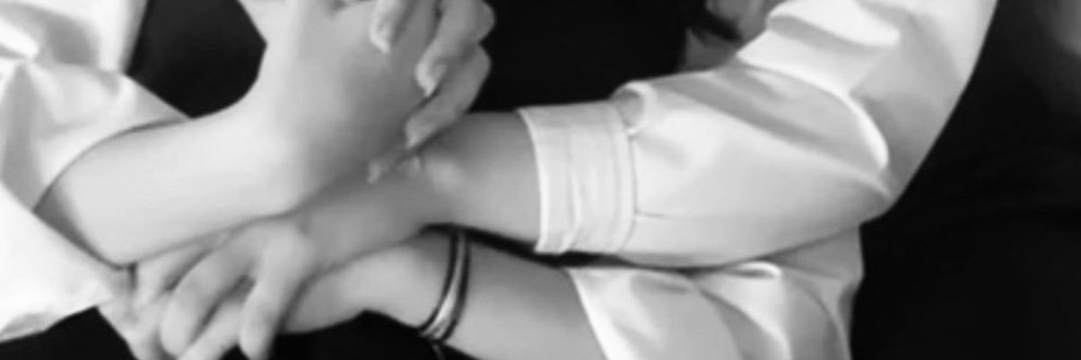 T banner