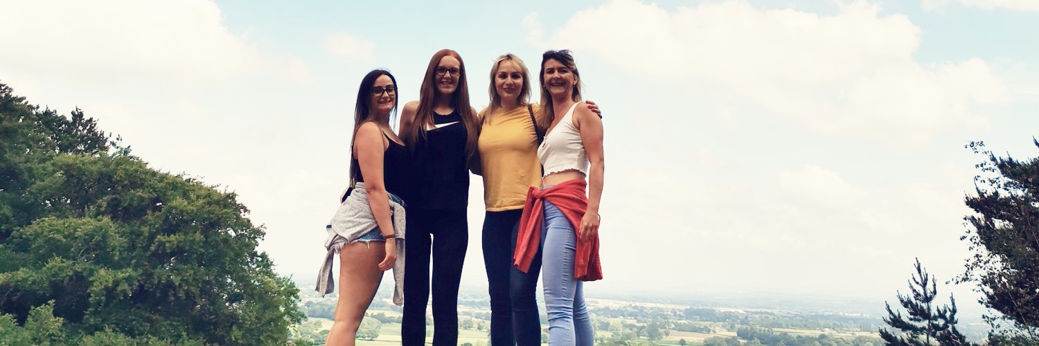 Laura_c_89's profile banner image