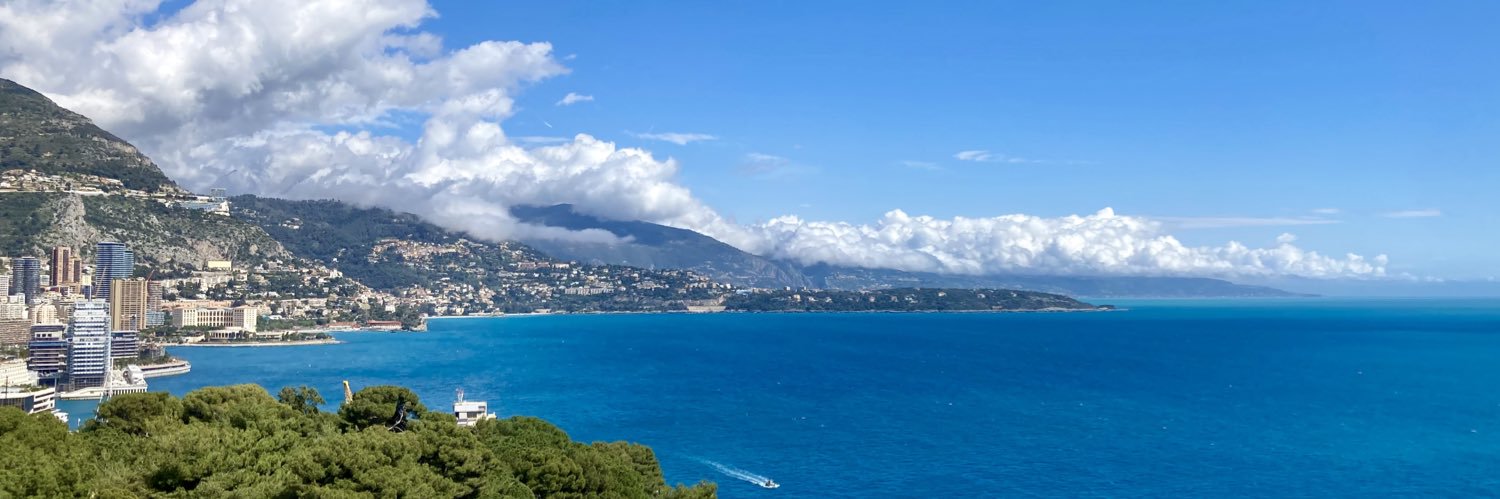 HelenSant00's profile banner image