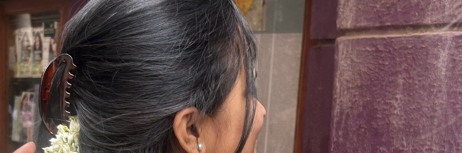 हर्षदा🌸 banner
