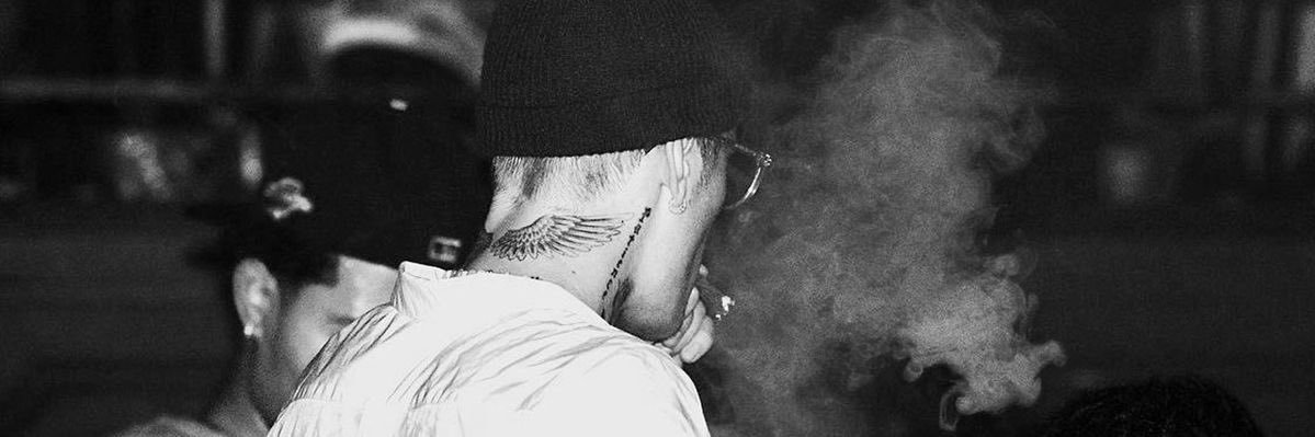๒ banner