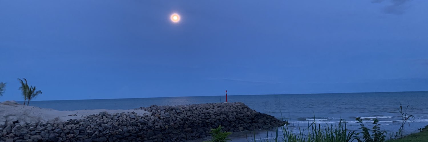 Astrid2971's profile banner image