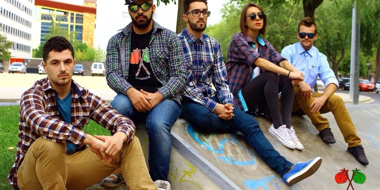 lorenaa_bn's profile banner image