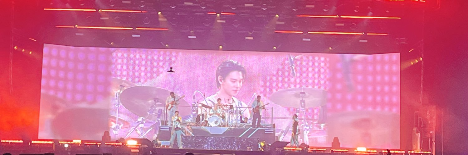 CHADA 🎱🖤🤍 banner