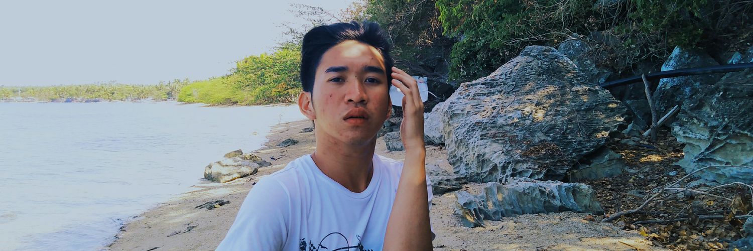 arphroditeee's profile banner image