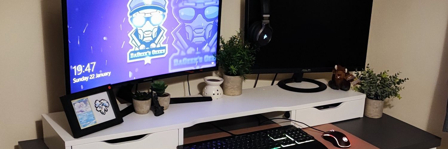 Minniedeli22's profile banner image