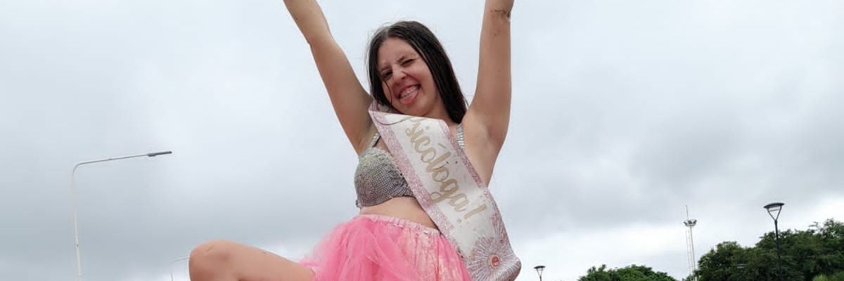 MarianaLuque7's profile banner image