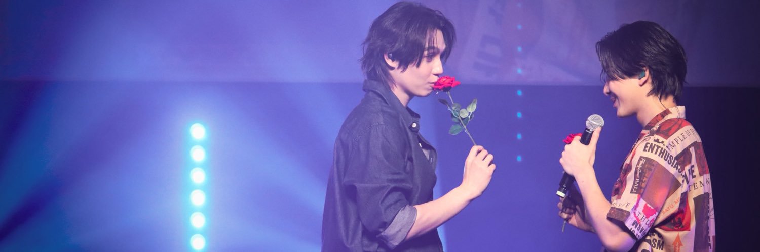 valentina. 🌻's banner